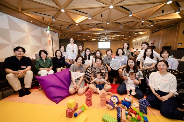 구글 스타트업 캠퍼스가 2018년에 진행한 ‘엄마를 위한 캠퍼스’ 4기 참가자들