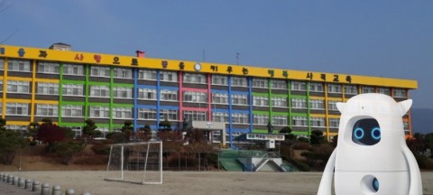 아카에이아이가 충북 사직초등학교와 뮤지오 제품 공급계약을 체결하며 국내 교육 시장에서 입지를 넓혀가고 있다.