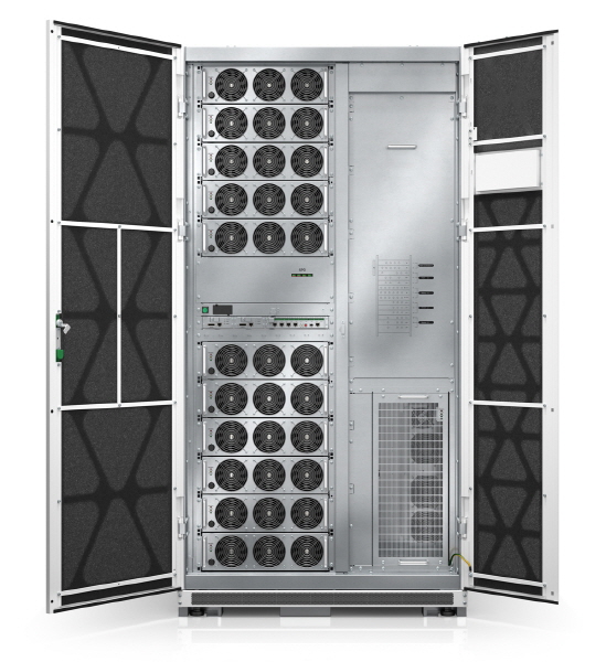 슈나이더일렉트릭의 ‘이지 UPS 3L’은 산업시설부터 데이터센터까지 중대형 용량을 지원한다.