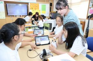 SKT-하나금융그룹, 찾아가는 AI·소프트웨어 교육 ‘행복코딩스쿨’ 공동 운영